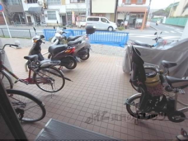 駐輪場
