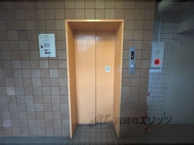 エレベーター