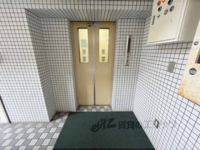 エレベーター