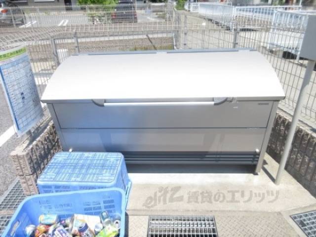 ゴミ置き場
