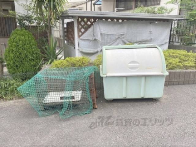ゴミ置き場