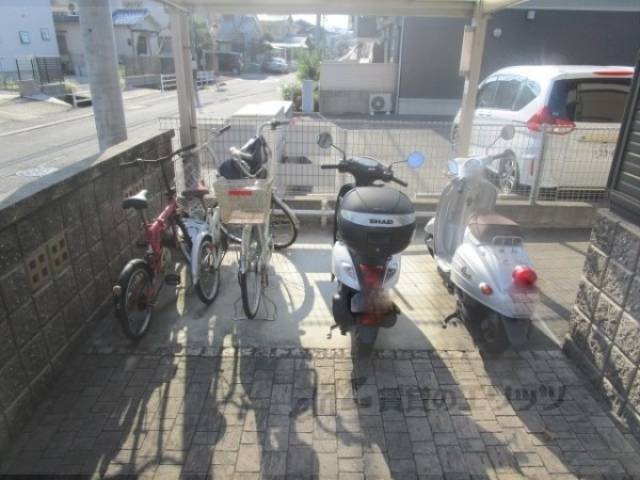 駐輪場