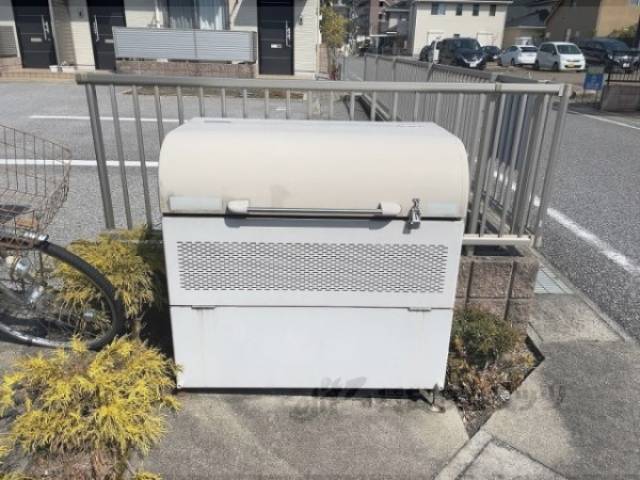 ゴミ置き場