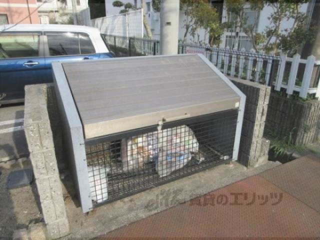 ゴミ置き場
