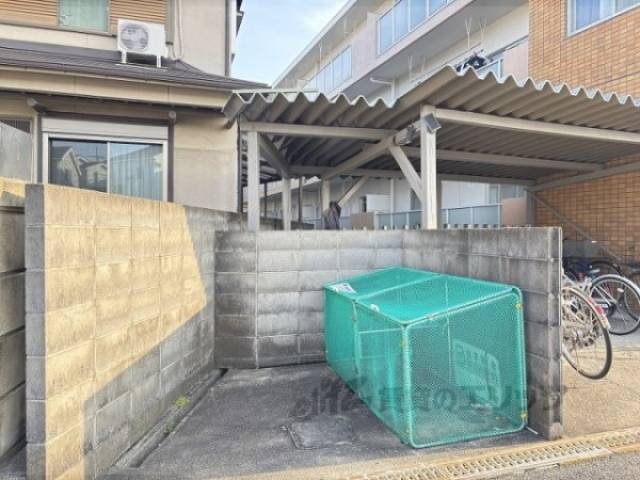 ゴミ置き場