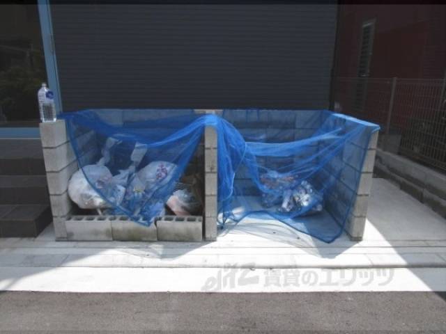 ゴミ置き場