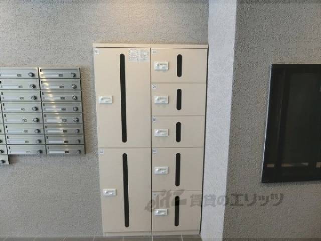 宅配ボックス