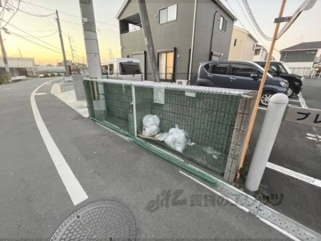 ゴミ置き場