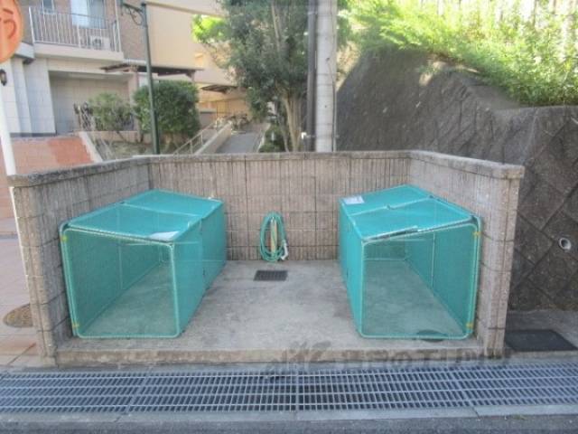 ゴミ置き場