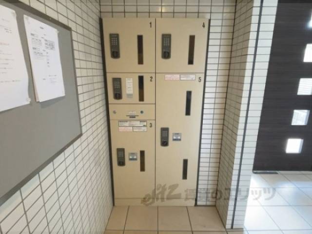 宅配ボックス