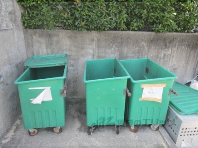 ゴミ置き場