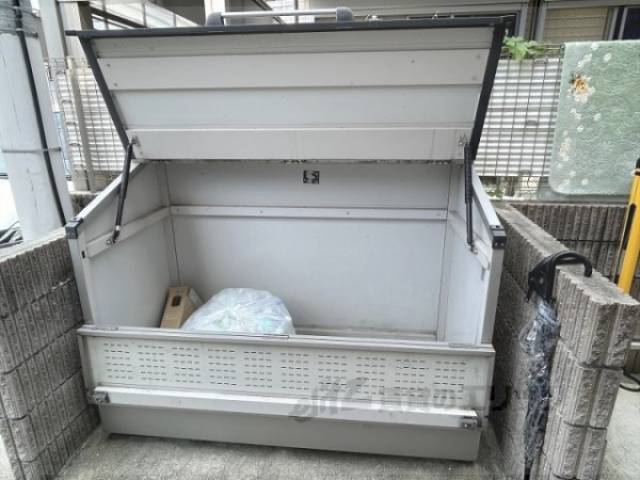 ゴミ置き場