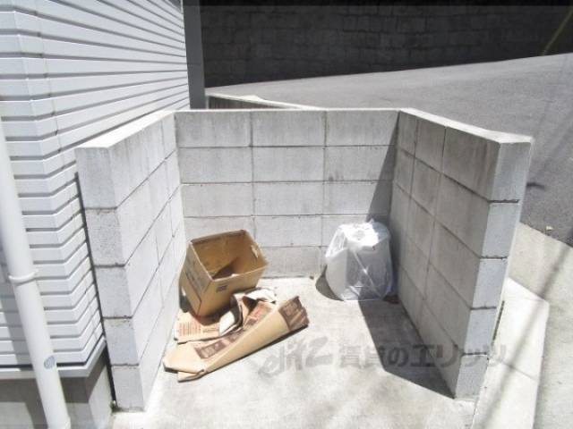 ゴミ置き場