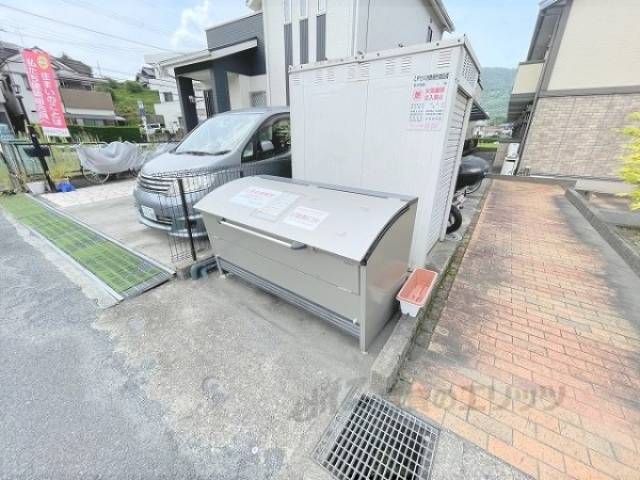 ゴミ置き場