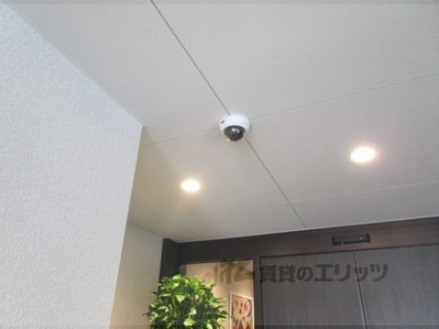 監視カメラ