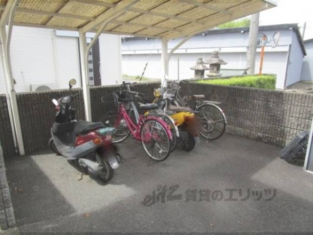 駐輪場