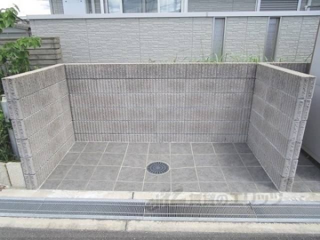 ゴミ置き場