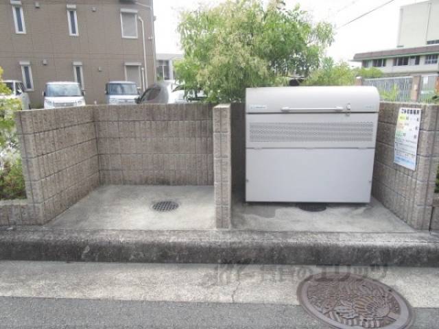 ゴミ置き場