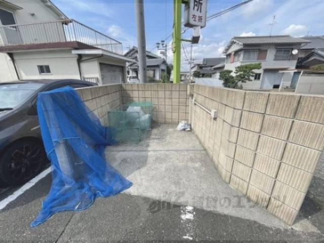 ゴミ置き場