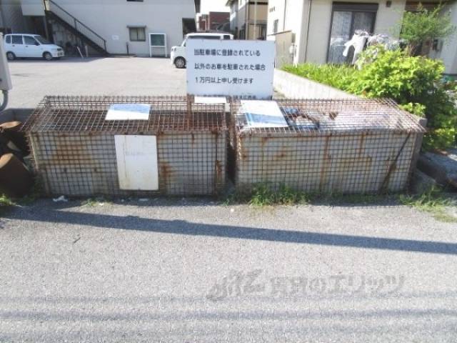 ゴミ置き場