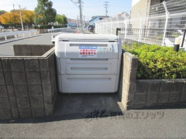 ゴミ置き場