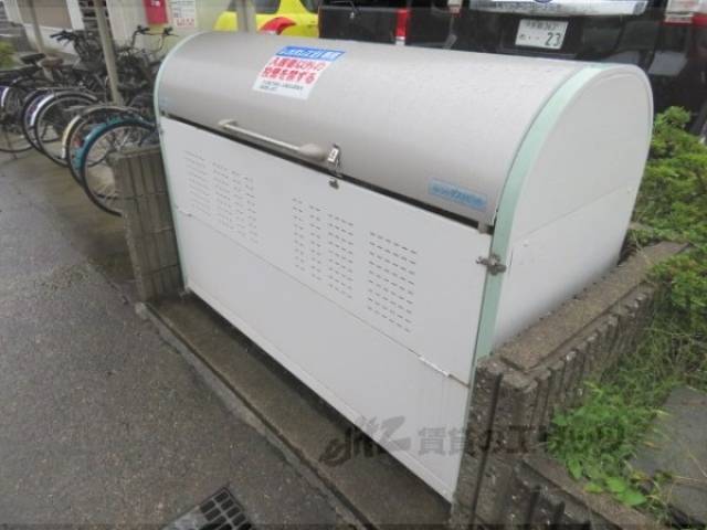 ゴミ置き場
