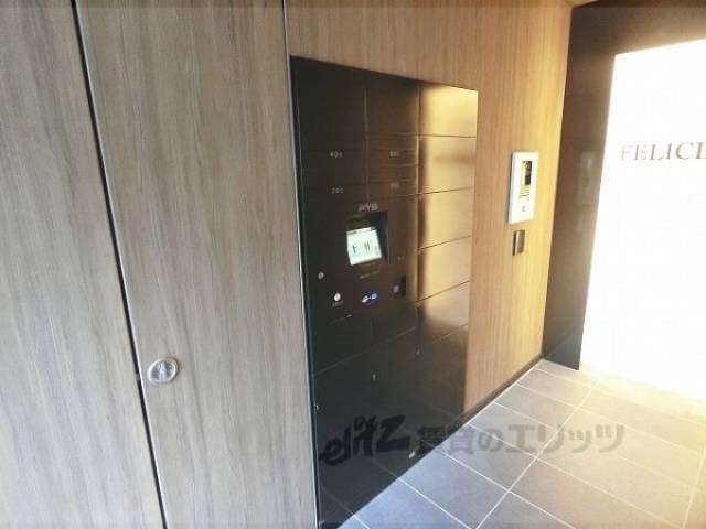 宅配ボックス
