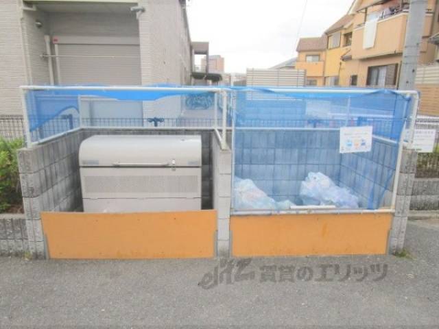 ゴミ置き場