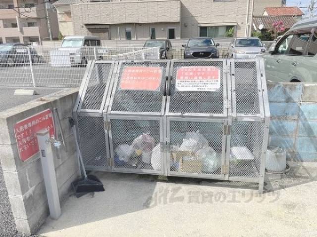 ゴミ置き場