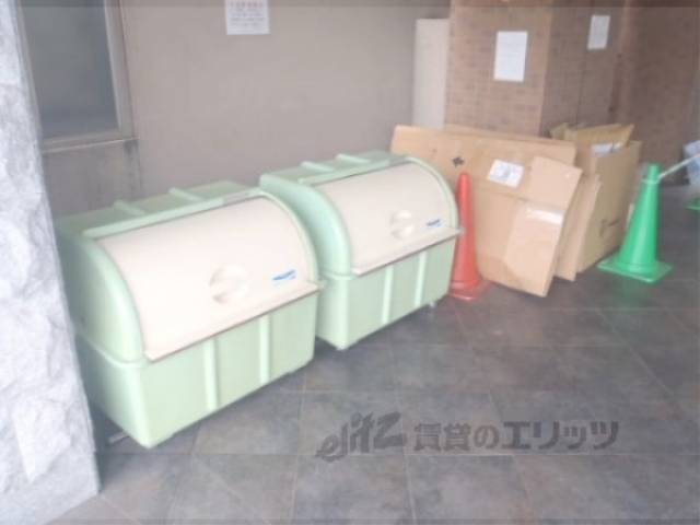 ゴミ置き場