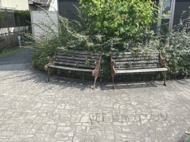 ベンチ