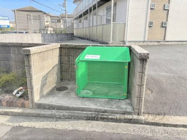 ゴミ置き場