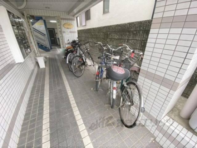 駐輪場