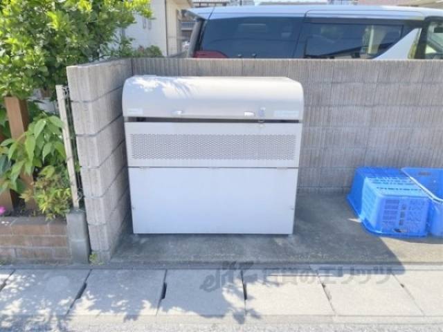 ゴミ置き場