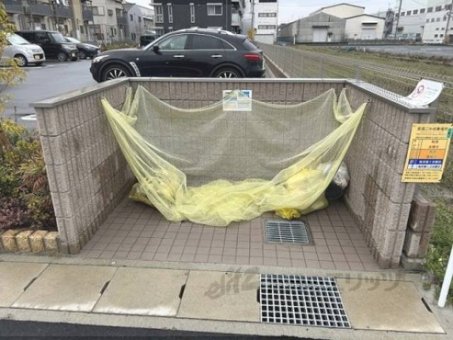 ゴミ置き場