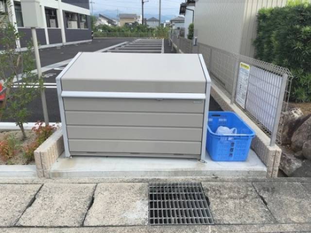ゴミ置き場