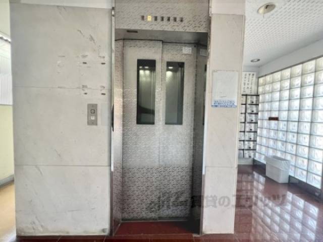 エレベーター
