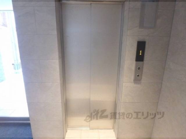 エレベーター