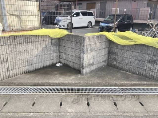 ゴミ置き場