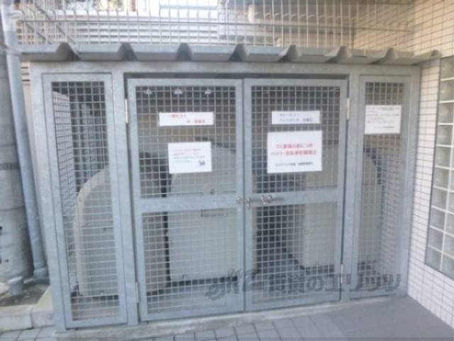 ゴミ置き場