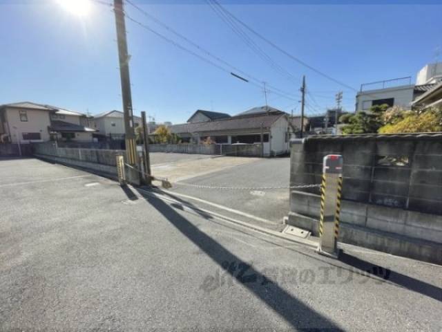 駐車場　チェーンゲート