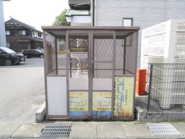 ゴミ置き場