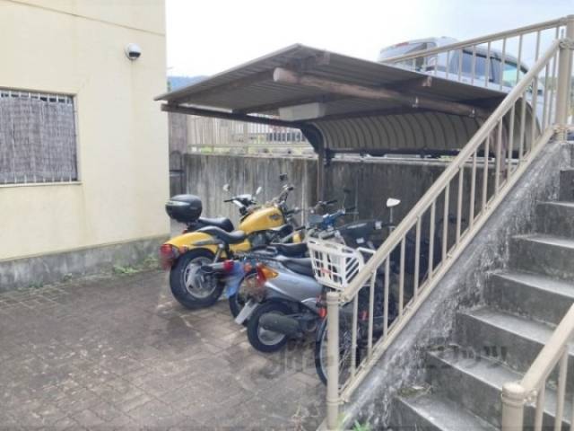 バイク置き場