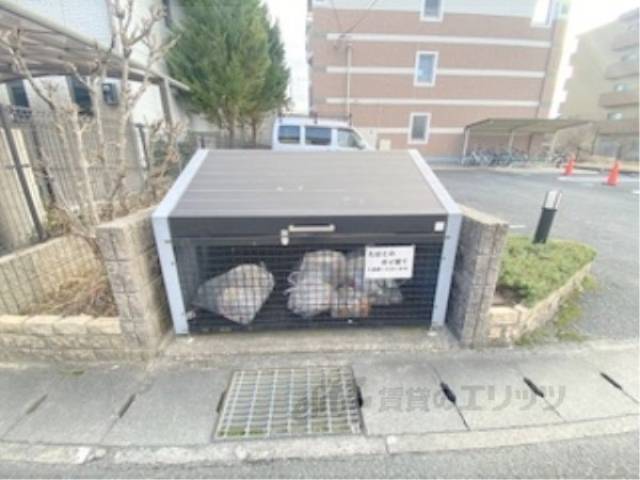 ゴミ置き場