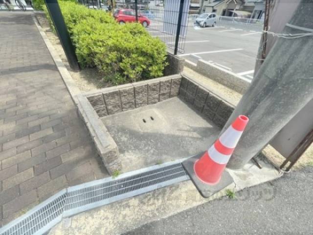 ゴミ置き場