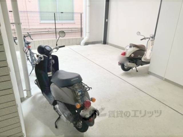 駐輪場