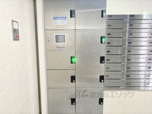 宅配ボックス