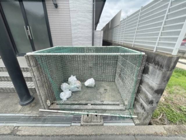 ゴミ置き場