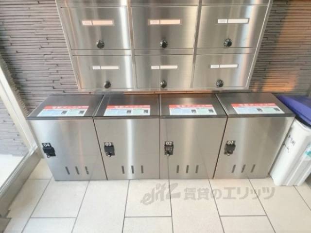 宅配ボックス