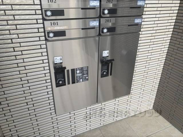 宅配ボックス
